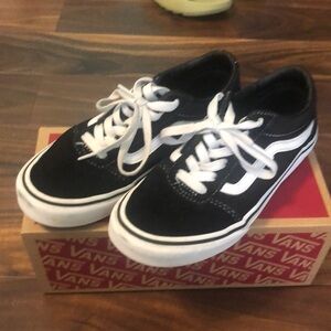 Vans Kids Black and White Classic Old Skool Sneakers